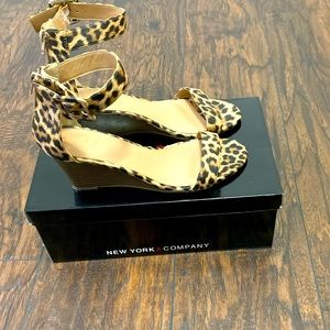 New York and Company Wedges